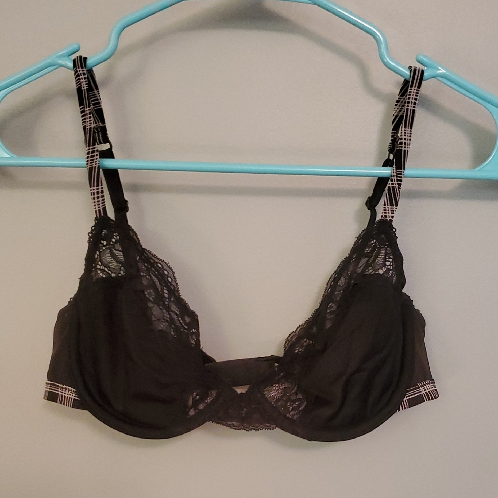 DKNY Black Bra with Lace and Underwire